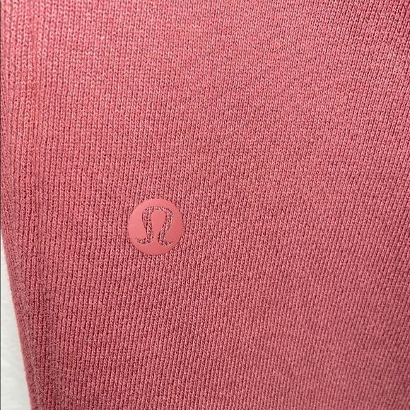 Lululemon Scuba High-Rise Jogger Red Merlot Cotton Fleece Size 8 - Picture 4 of 16